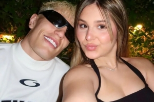 又分手了❓加纳乔和女友伊娃在社媒互相取消关注